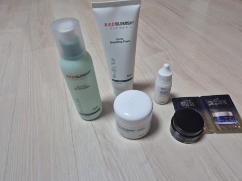 레드 블레미쉬 포 맨 젠틀 클렌징 폼 150mL